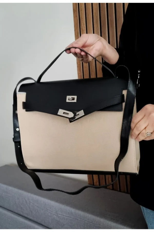 Hand & Shoulder Bag - Image 19