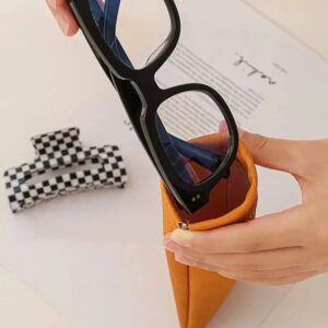 B. Sunglasses storage bag